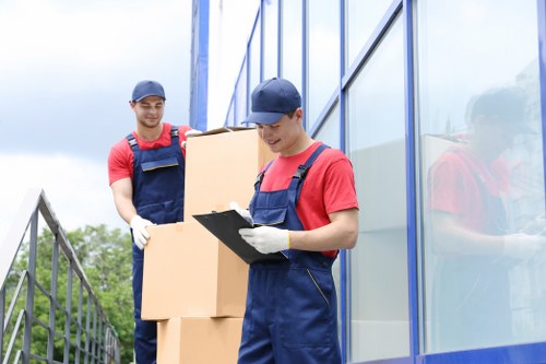 Motspur Park man with a van for residential and business deliveries